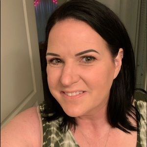 Meet your Posher, Keri